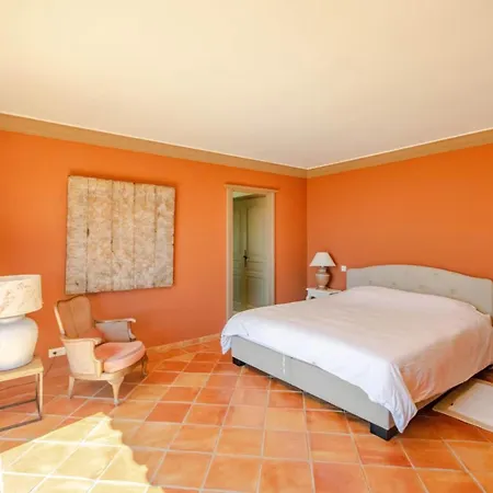 Maison Rouge - Esprit Du Sud * Sainte-Maxime